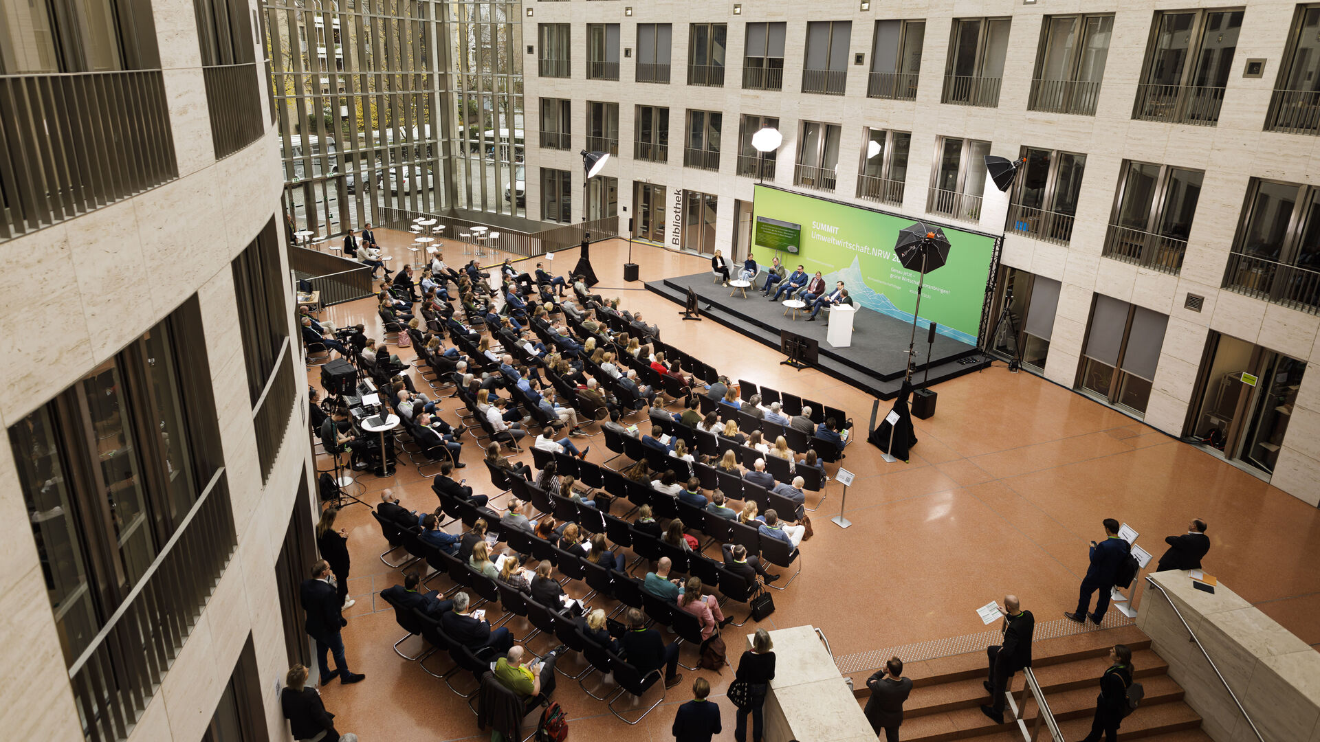 Économie environnementale. Sommet NRW 2022